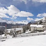Randolins Hotel