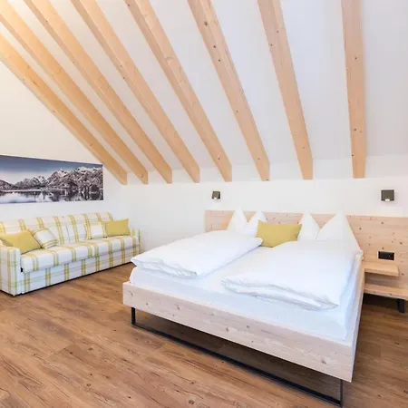 Randolins Hotel 3*